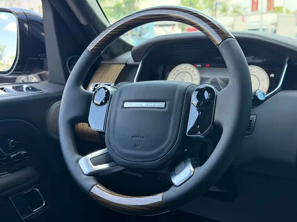 Range Rover 2019 3.0 SC V6 Long Wheelbase Edition