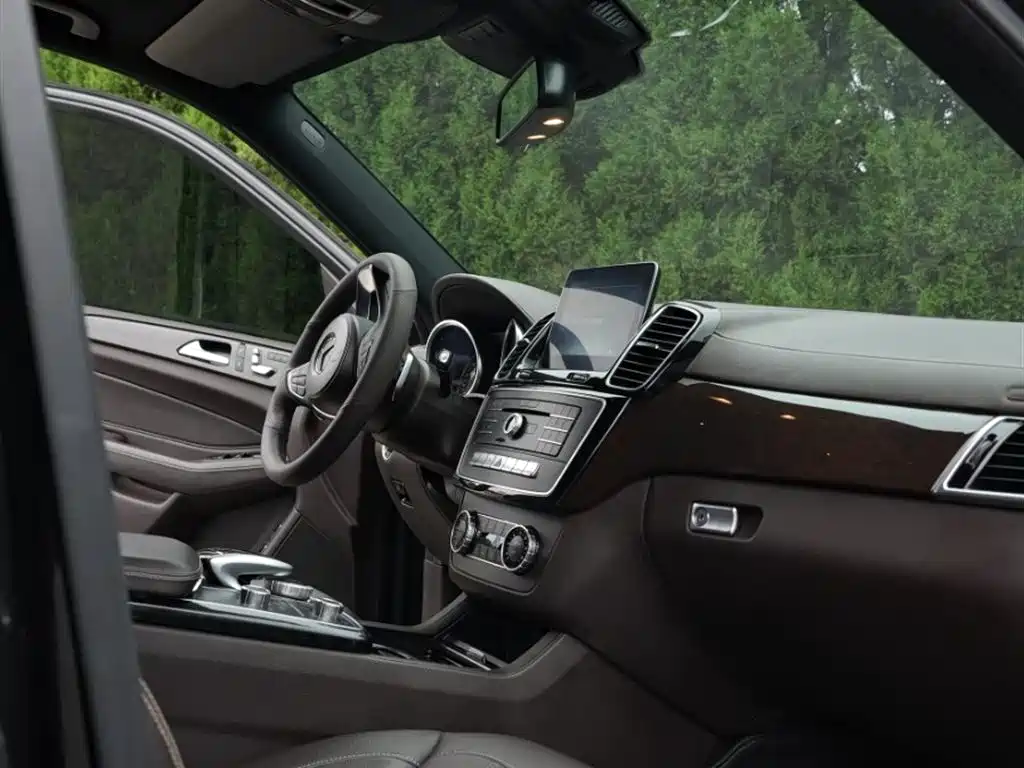 Mercedes GLS 2018 Facelift 400 4MATIC Dynamic Edition