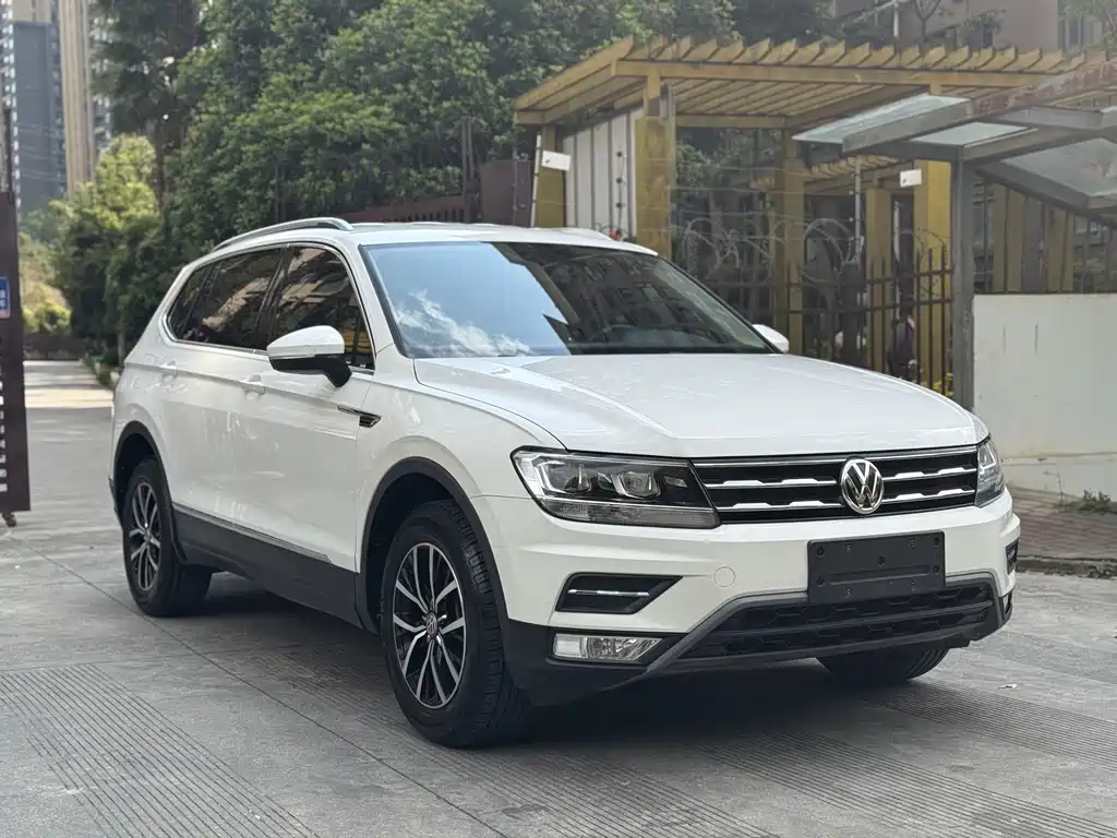 Tiguan L 2018 330 TSI Automatic Two-wheel Drive Comfort Edition