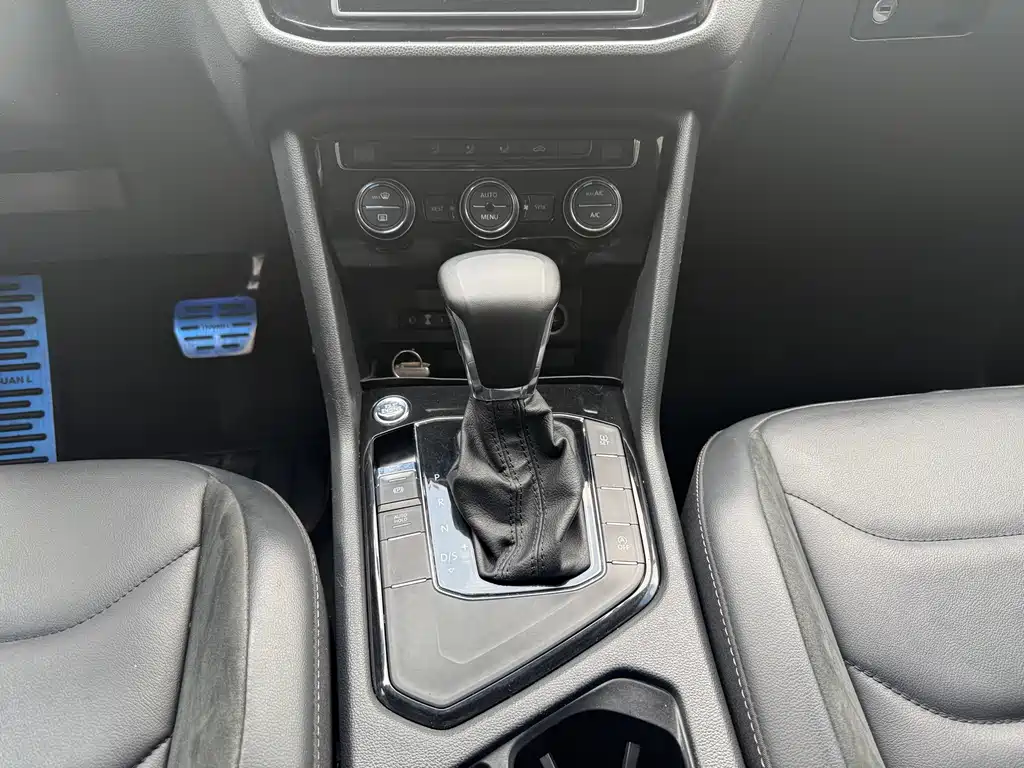 Tiguan L 2018 330 TSI Automatic Two-wheel Drive Comfort Edition