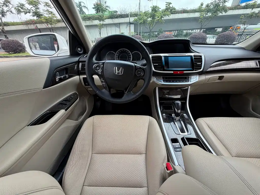 Accord 2014 2.4L EX Luxury Edition