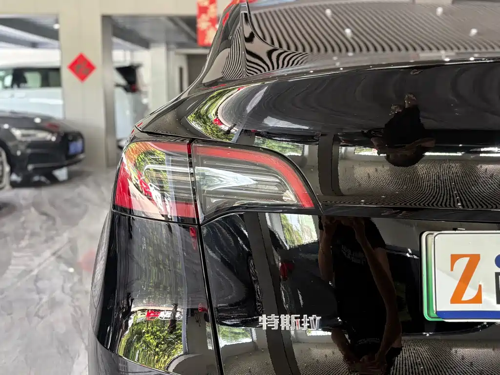 Model Y 2022 Rear-Wheel Drive Edition