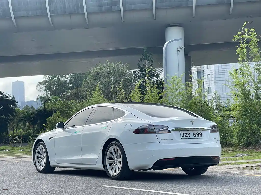 Model S 2017 Standard Range Plus