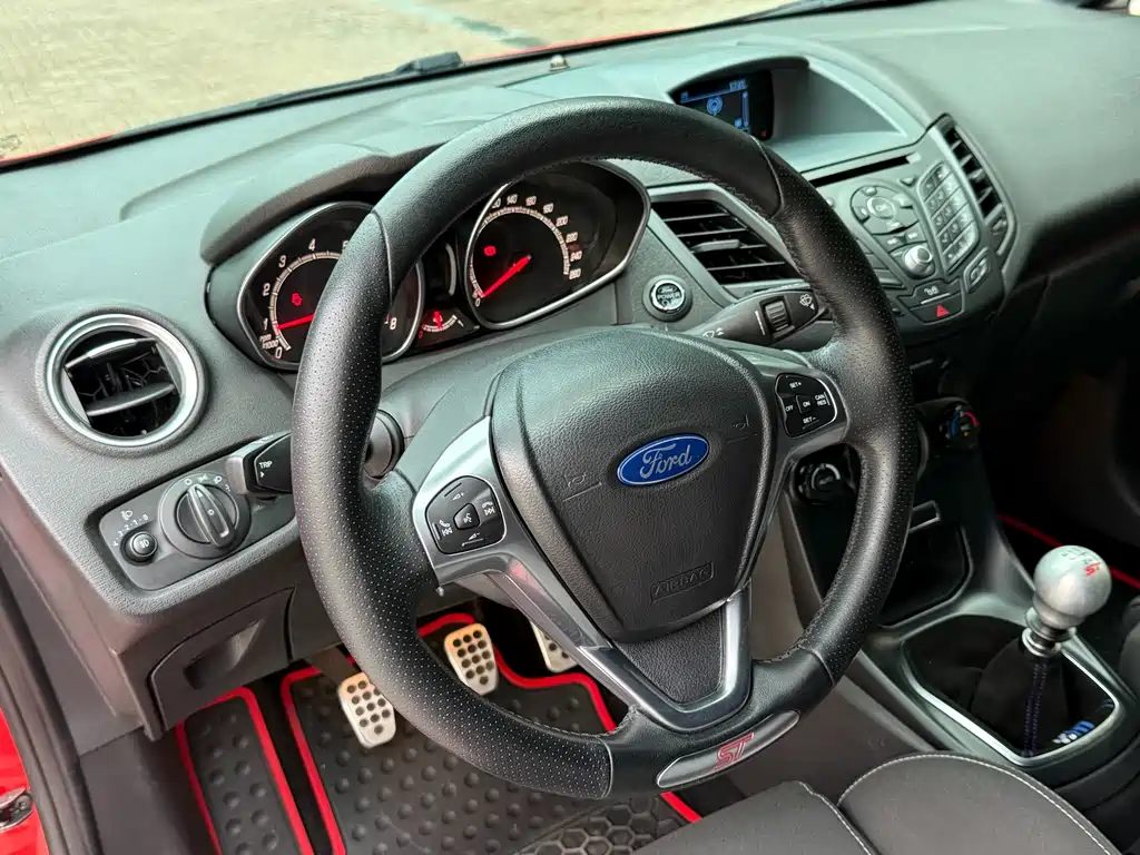 Jiayuan Import 2013 Model 1.6T ST