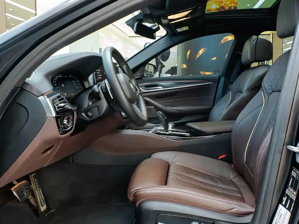 BMW 5 Series Import 2022 Model Facelift 540i Style Edition M Sport Package