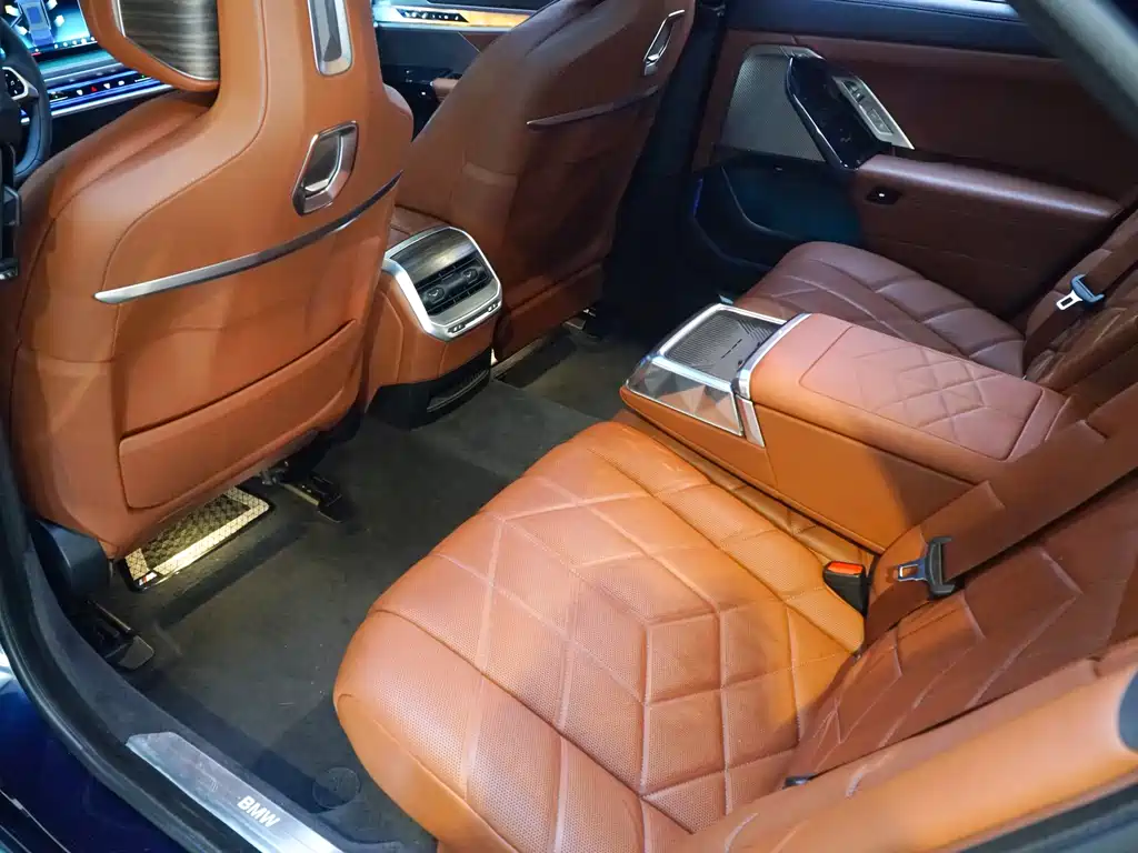 BMW 7 Series 2023 740Li Excellence Edition Luxury Package