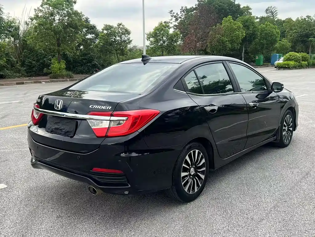 Civic 2015 1.8L Automatic Luxury Edition