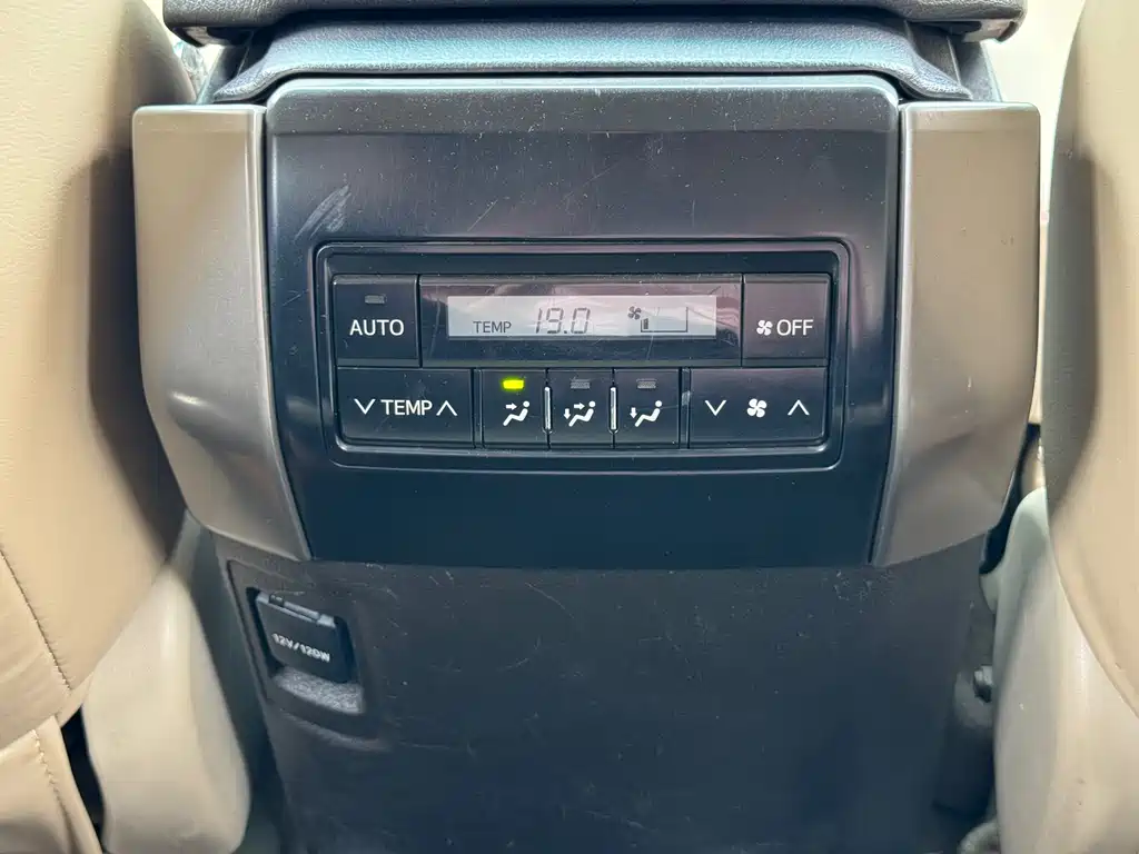 Prado Import 2014 Model 2.7L Automatic Standard Edition