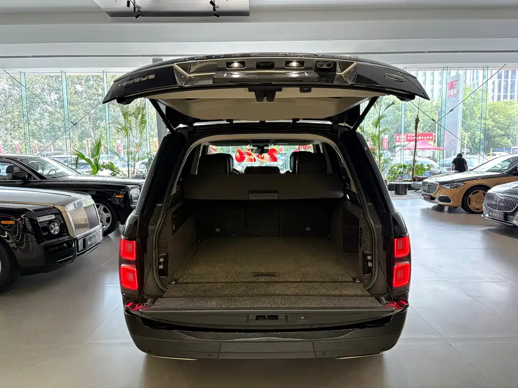Range Rover 2022 3.0 L6 360PS Classic Edition