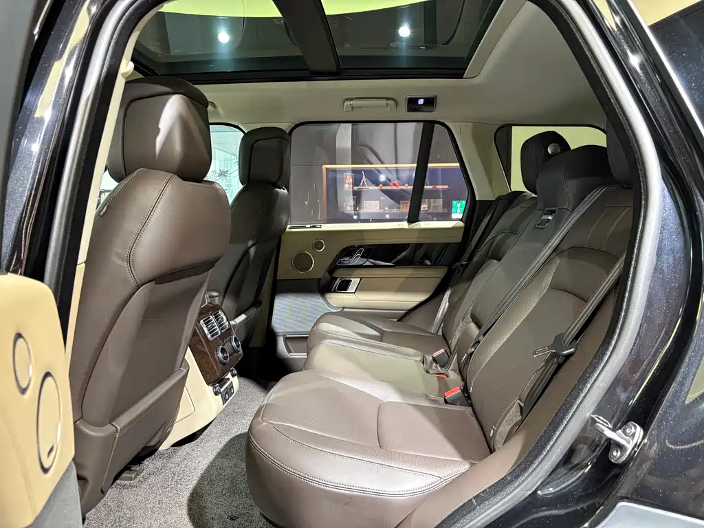 Range Rover 2022 3.0 L6 360PS Classic Edition