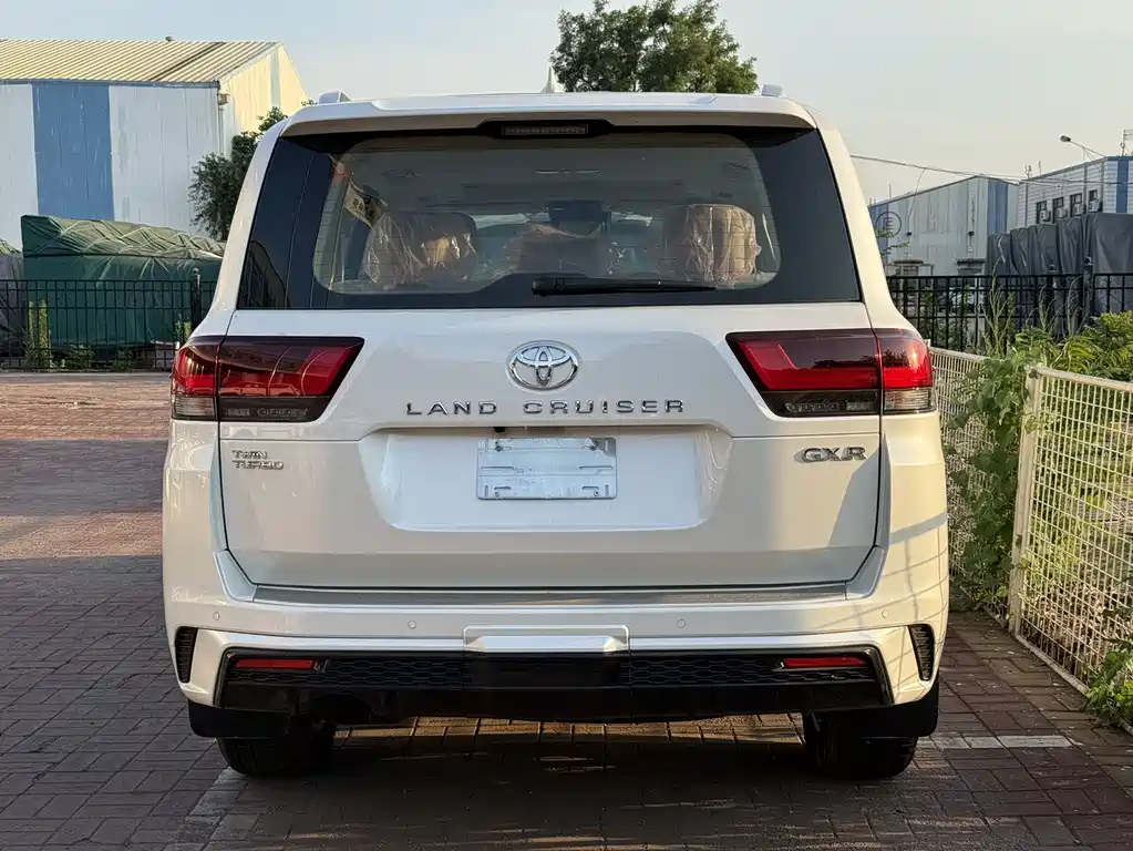 Land Cruiser (Import) 2025 Model 3.3T Diesel Edition