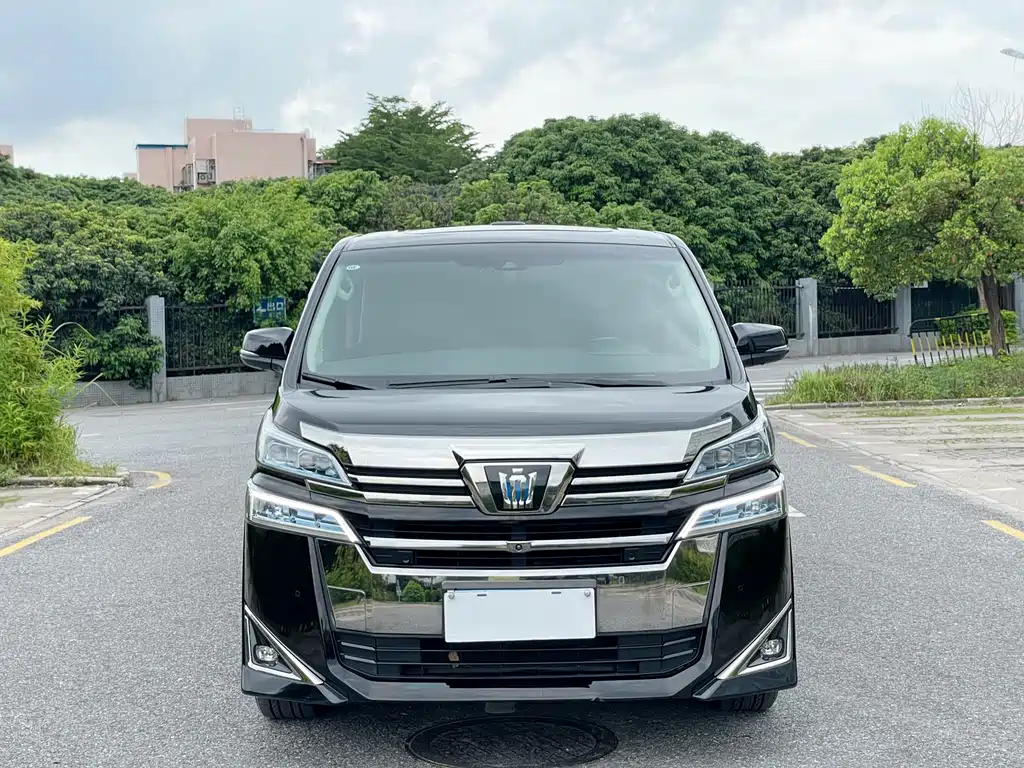 Velfire 2021 Crown Hybrid 2.5L HV Luxury Edition