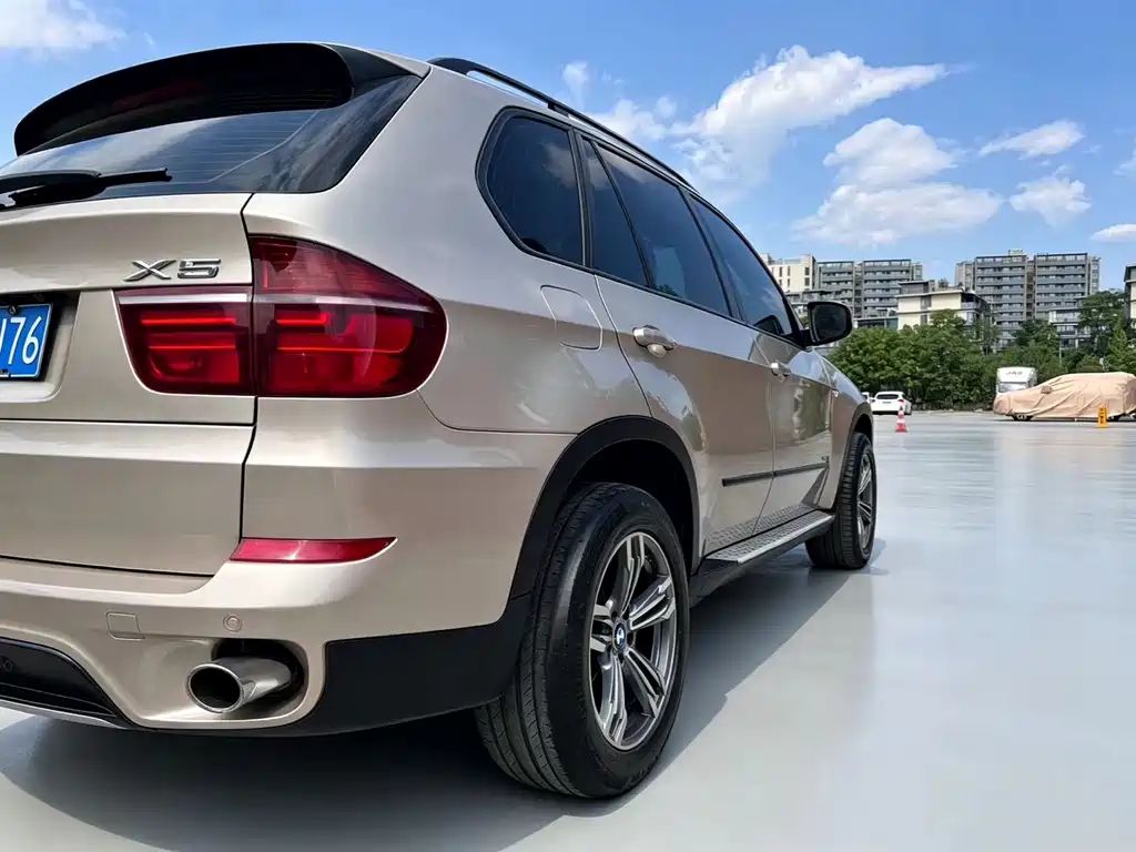 BMW X5 (Import) 2013 model xDrive35i Leading Edition