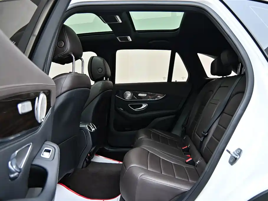 Mercedes-Benz GLC 2019 Facelift 260 L 4MATIC Luxury Edition