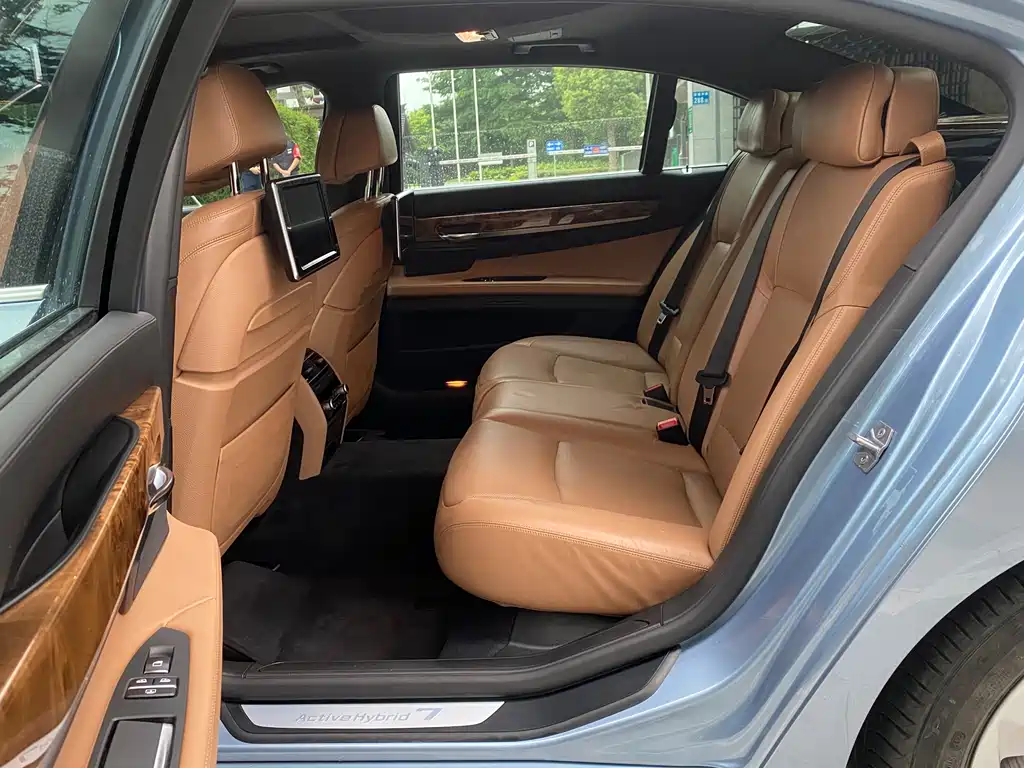 BMW 7 Series 2013 model 740Li Hybrid Edition