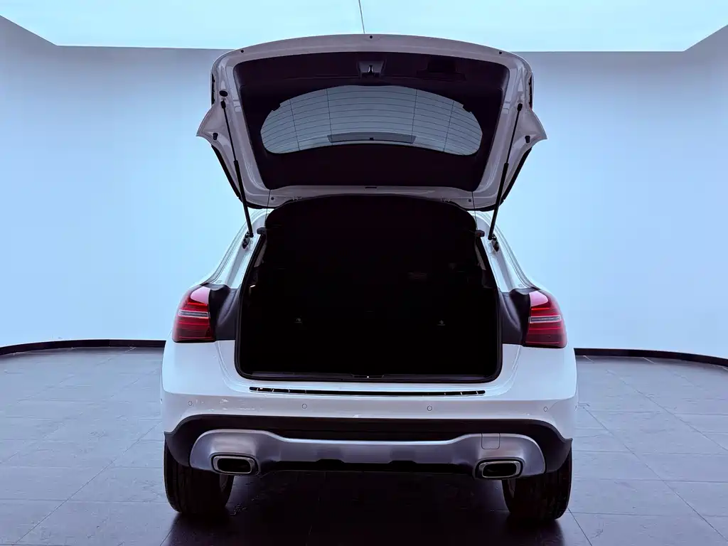 Mercedes-Benz GLA 2018 GLA 200 Sport Line