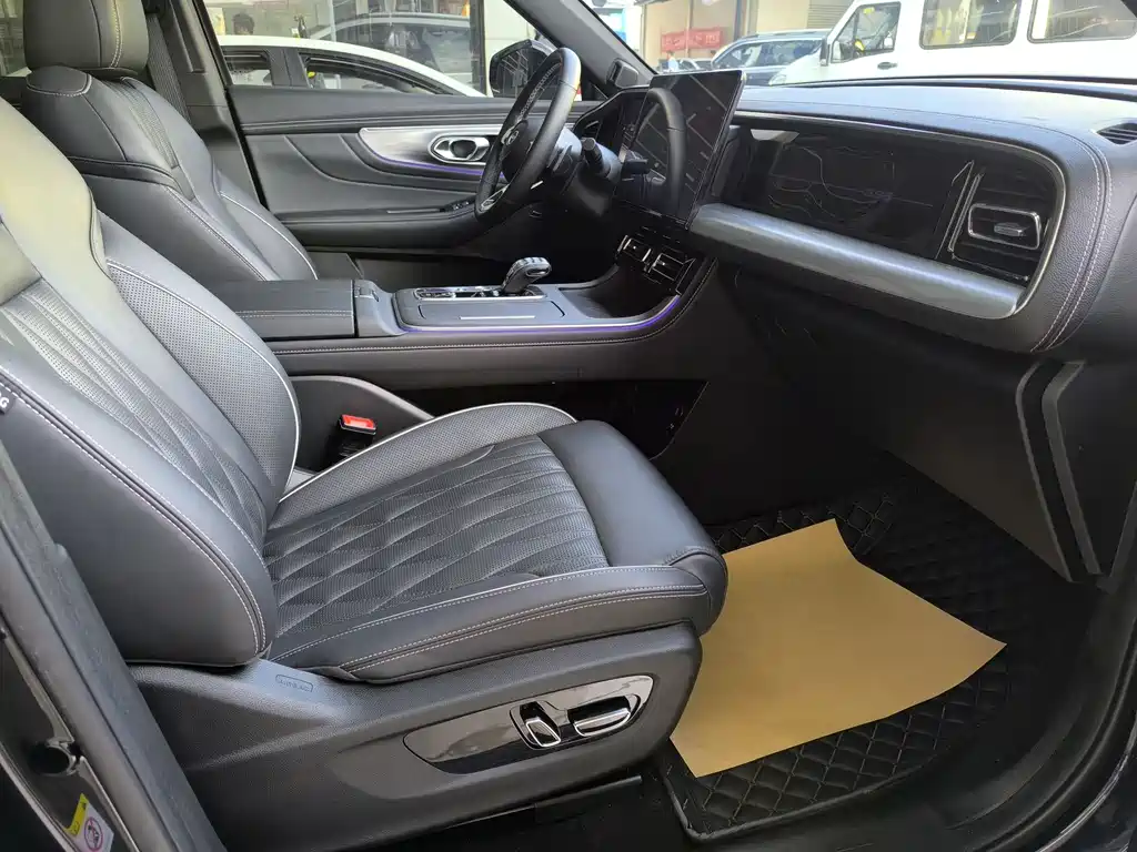 Chery GS8 2022 Model Leading Series 2.0TGDI Two-Wheel Luxury Smart Link Edition (7-seater)
