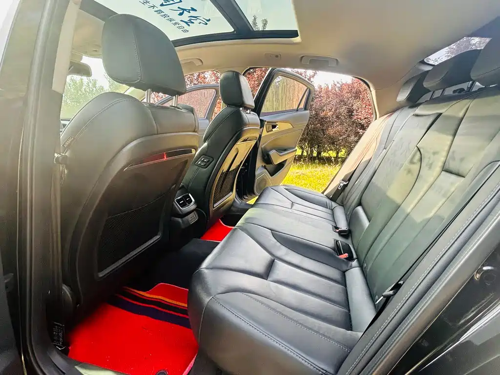 Hongqi H5 2022 Classic 1.8T Automatic Smart Link QiXiang Edition