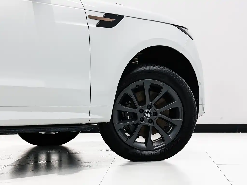Range Rover Sport 2024 400PS Dynamic SE