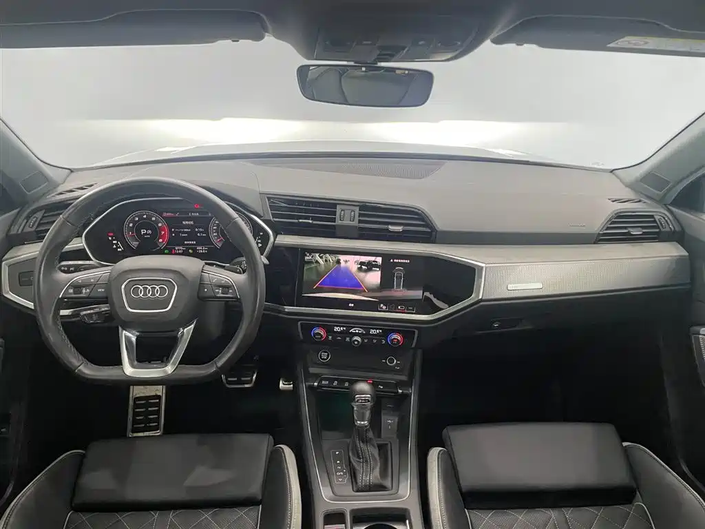 Audi Q3 2025 45th Anniversary Edition 40 TFSI Sporty Dynamic Model