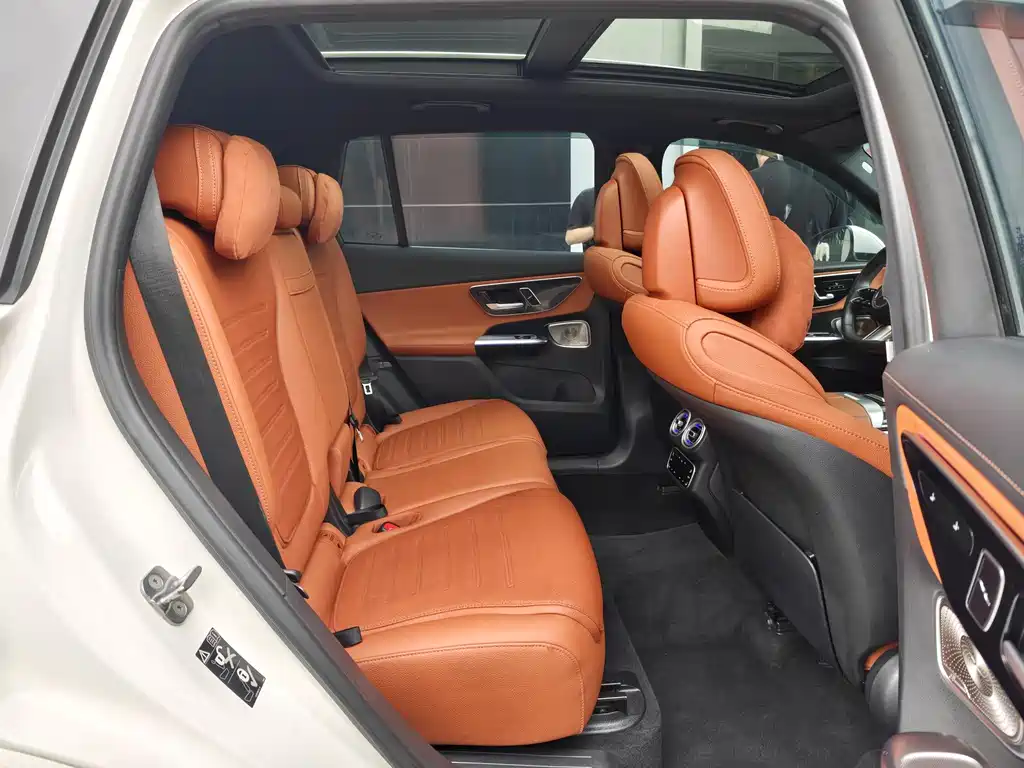 Mercedes-Benz GLC 2023 GLC 300 L 4MATIC Luxury 7-seat