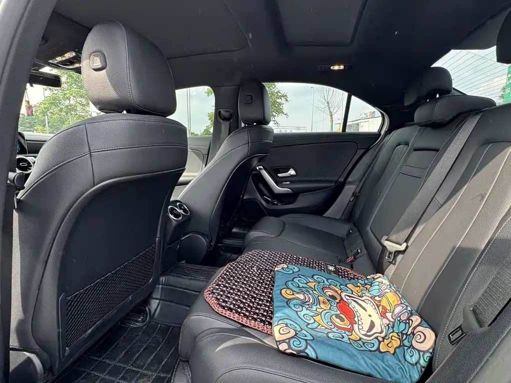 Mercedes A-Class 2019 A 200 L
