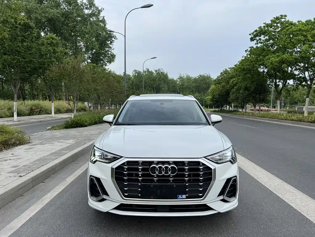 Audi Q3 2022 35 TFSI Sporty Dynamic Edition