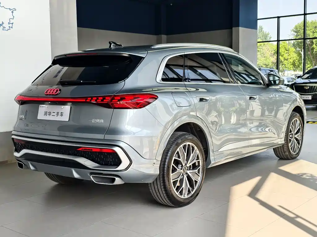 Audi Q5L 2026 Edition 2.0T Smart Hybrid Luxury Version