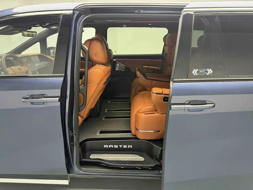 Chery Xingqi Xiangwang M8 2025 Edition Qiankun Series Ultra First Class Cabin