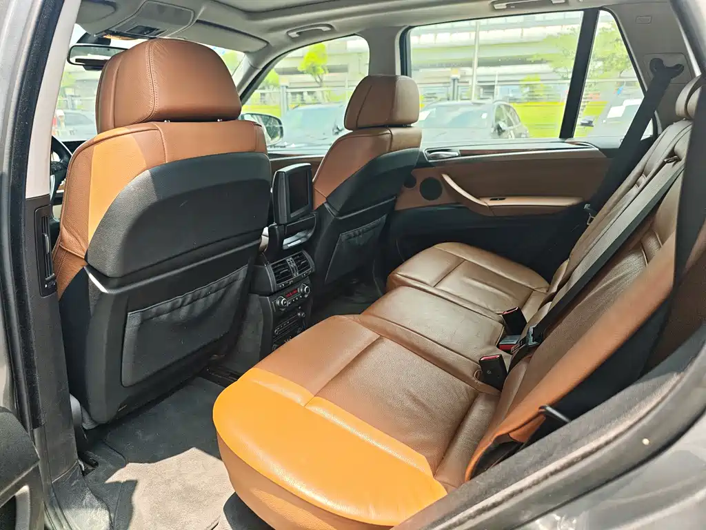 BMW X5 Imported 2008 Model xDrive48i Luxury Edition
