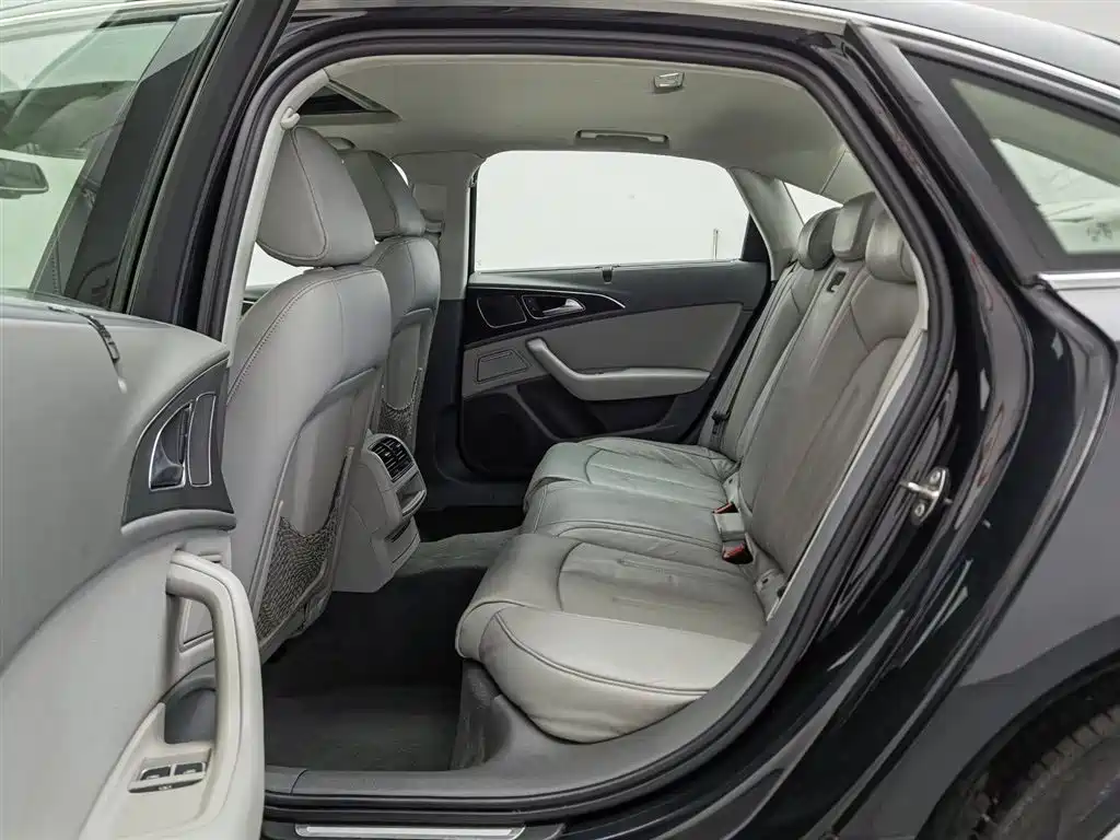 Audi A6L 2014 model TFSI standard version