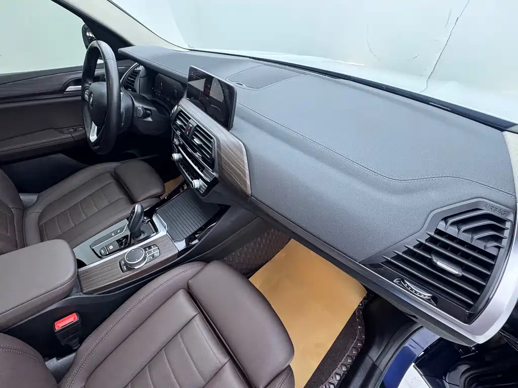 BMW X3 2021 xDrive25i Luxury Package