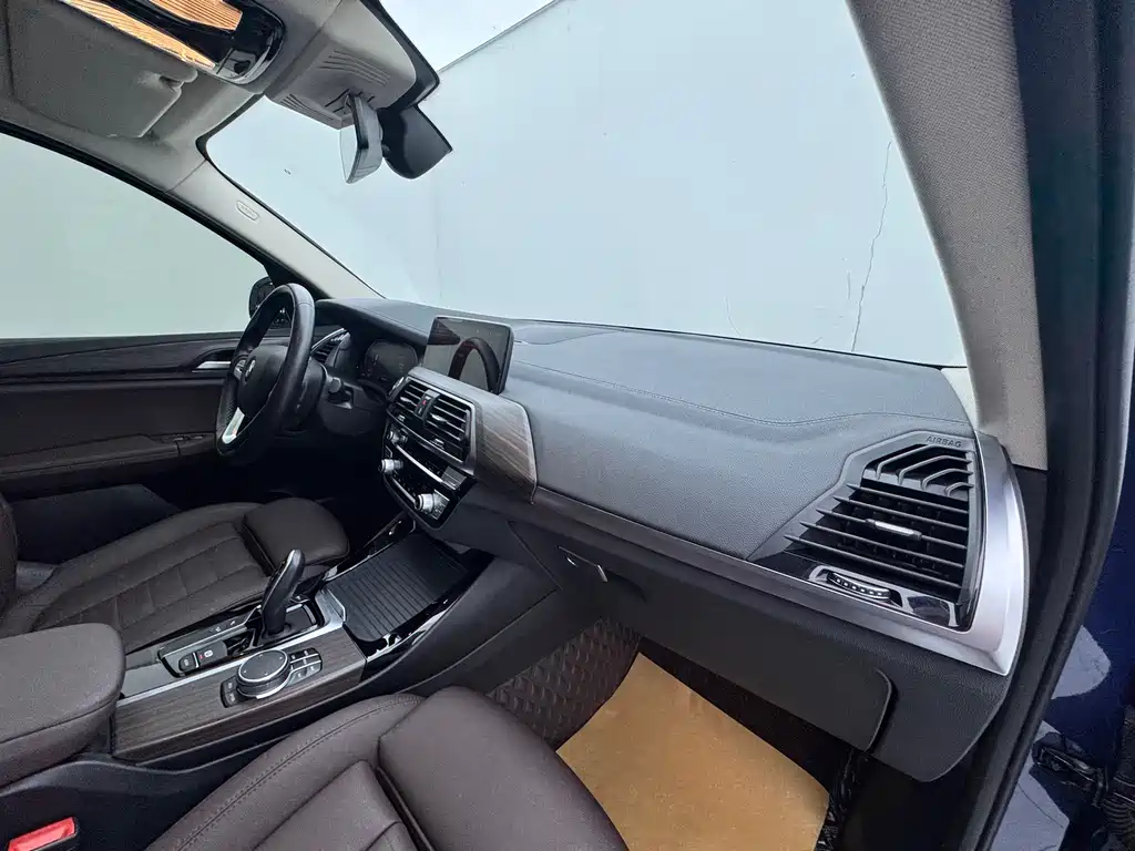 BMW X3 2021 xDrive25i Luxury Package