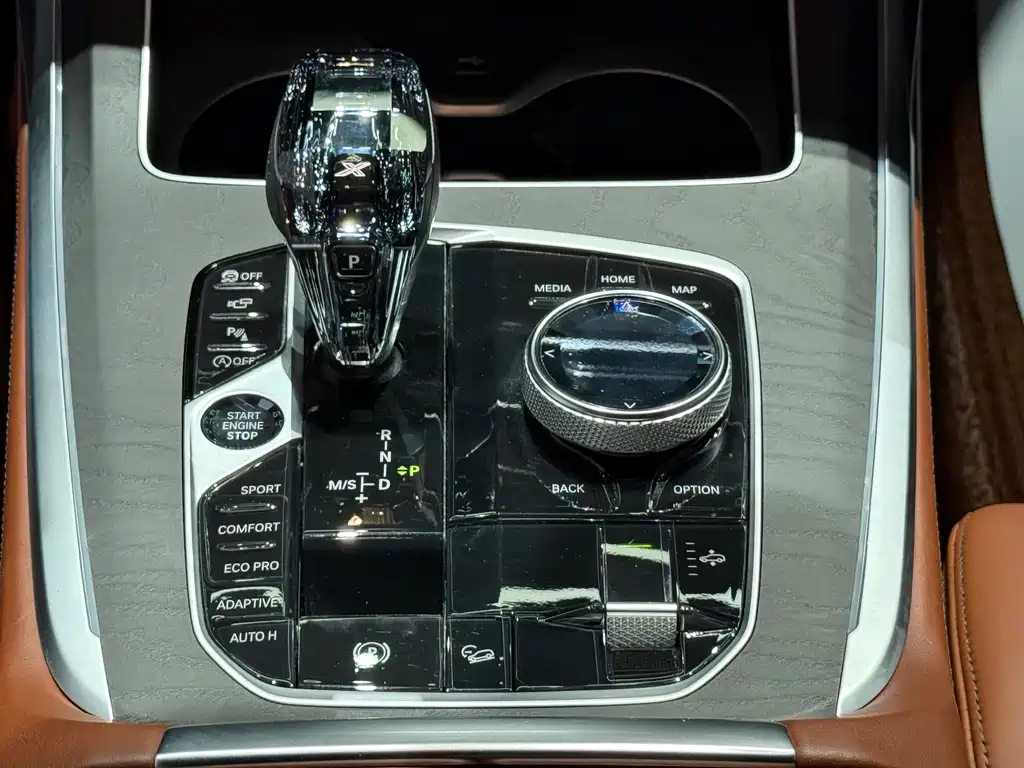 BMW X7 2020 xDrive40i Luxury Package