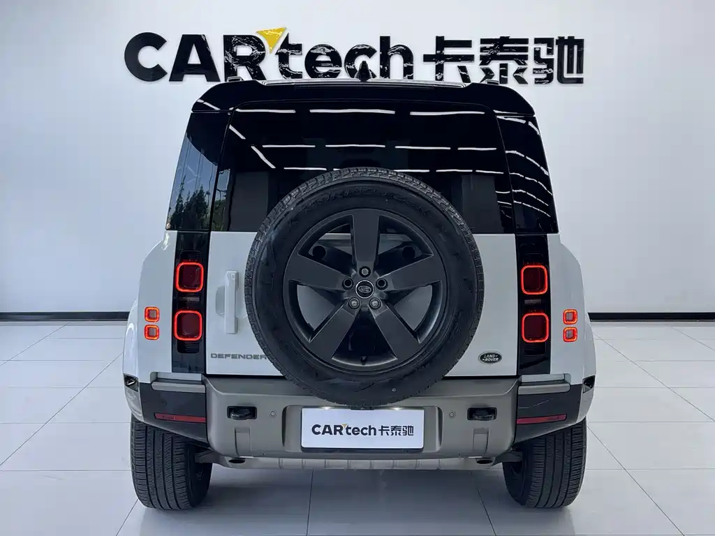 Land Rover Defender 2024 110 3.0T P400 X-DYNAMIC HSE