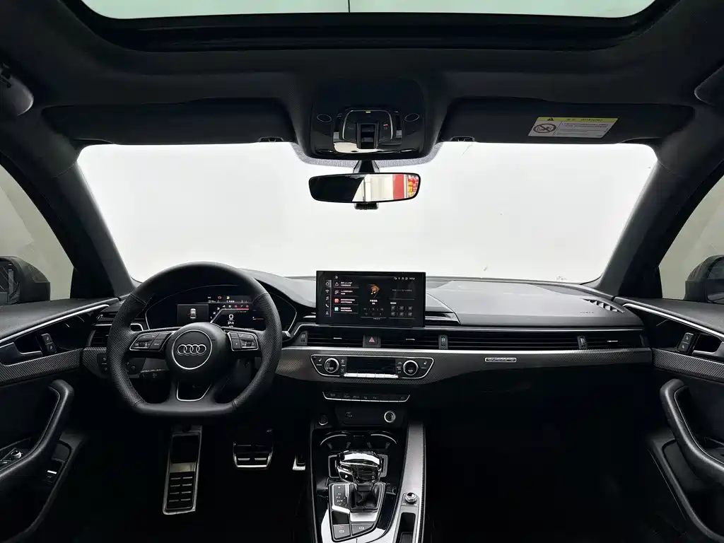 Audi A4L 2022 40 TFSI quattro RS Kit Fuel Efficiency Version
