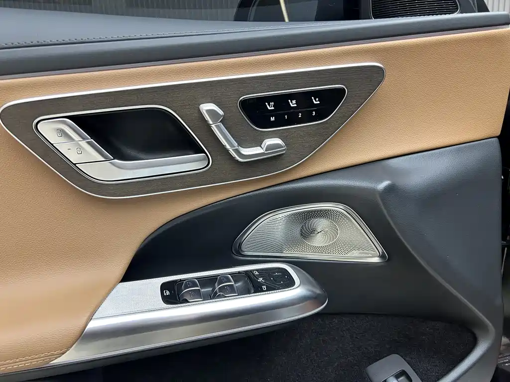 Mercedes-Benz E-Class 2024 E 300 L Luxury Edition