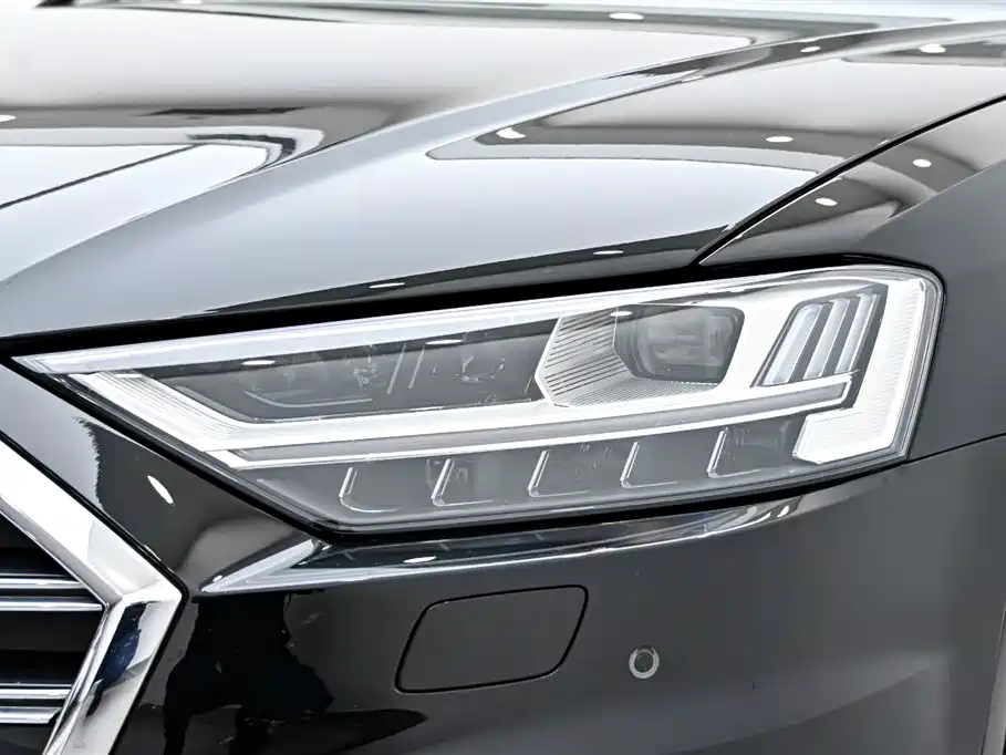 Audi A8 New Energy 2022 Model A8L 60 TFSIe quattro Collector's Edition