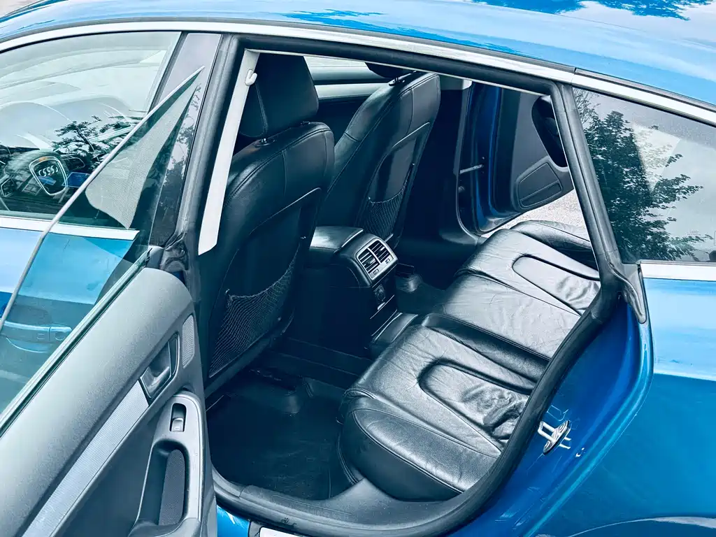 Audi A5 Import 2010 Model 2.0 TFSI Sportback Technology Edition