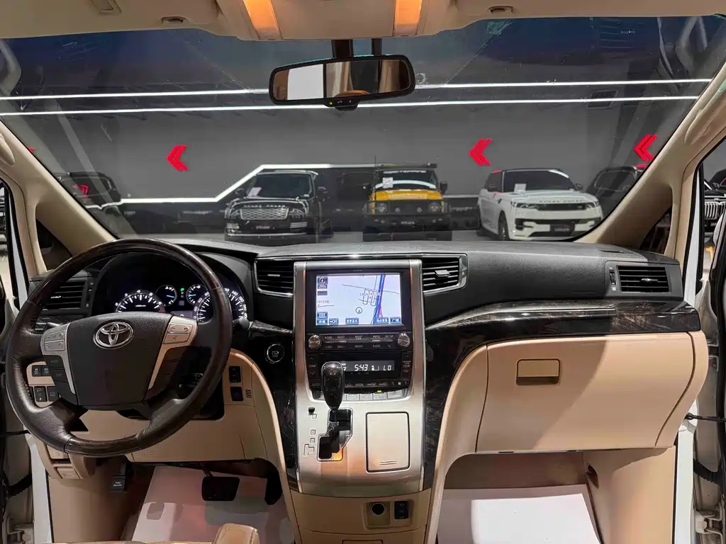 Alphard 2012 3.5L Luxury Edition