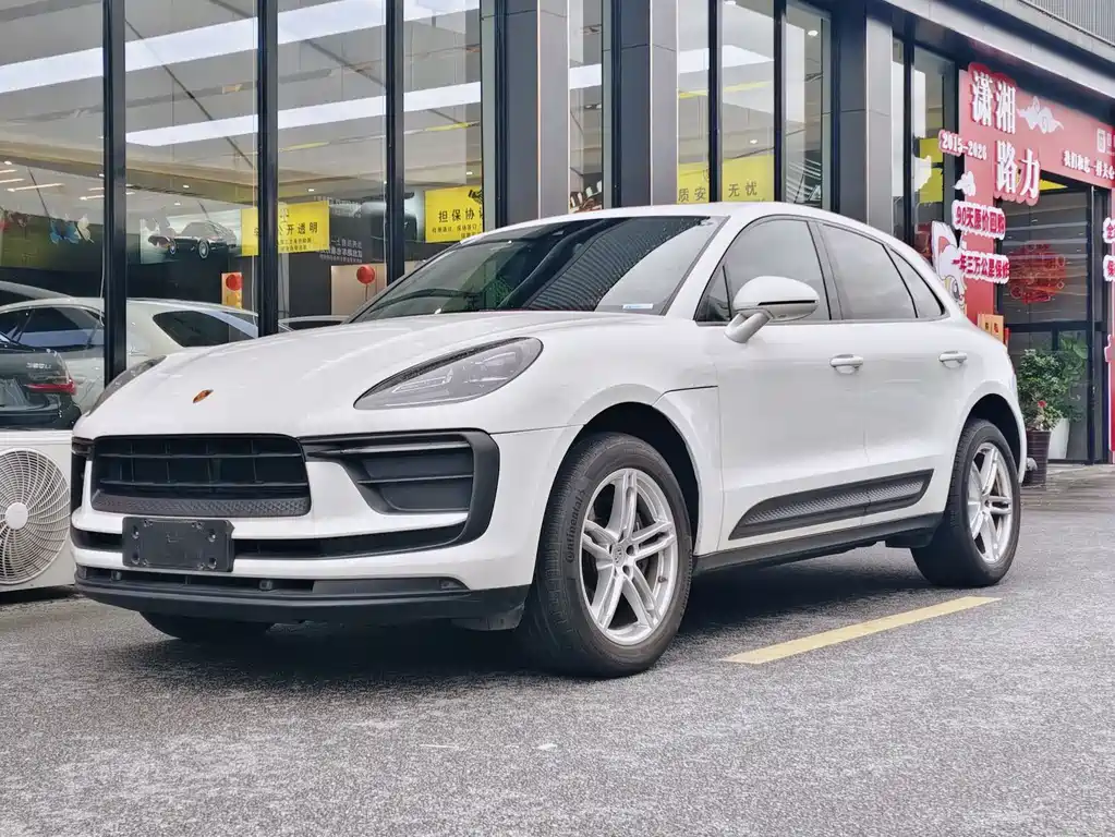 Macan 2023 2.0T