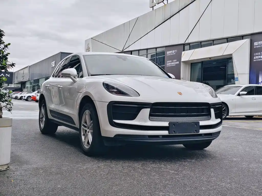 Macan 2023 2.0T