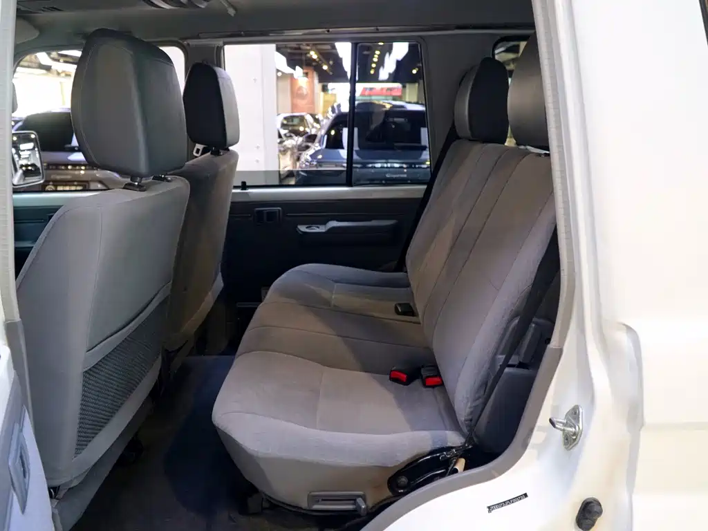 Land Cruiser Prado (Import) 2019 Model 4.0L Manual