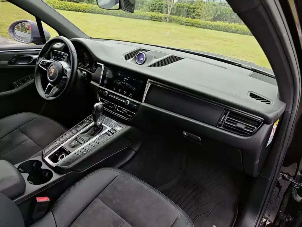 Macan 2020 2.0T