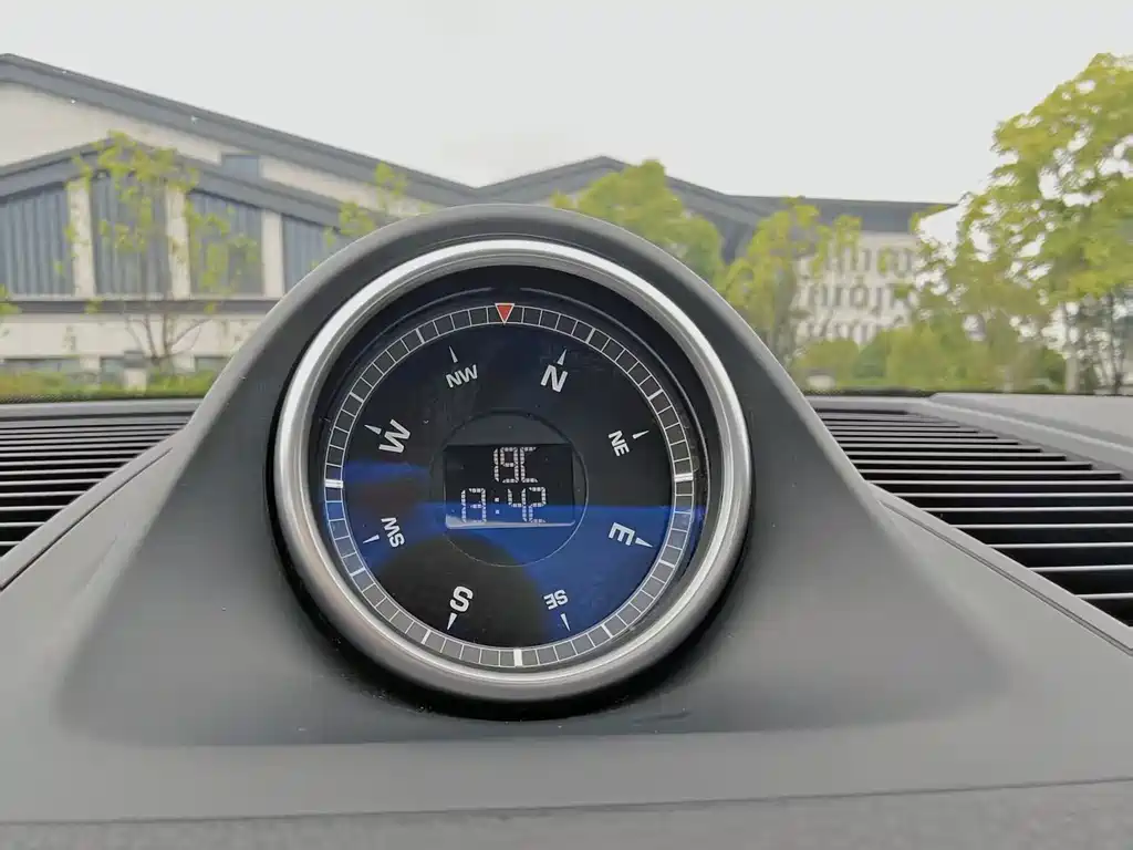 Macan 2020 2.0T