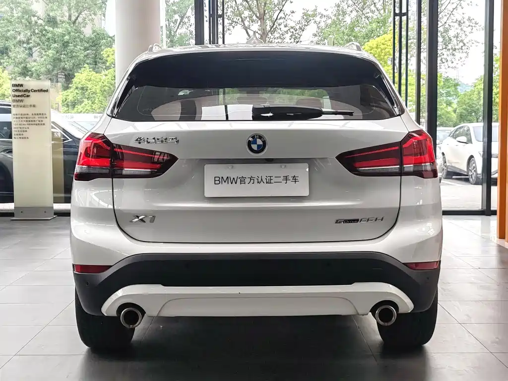 BMW X1 2022 sDrive25Li Leading Edition