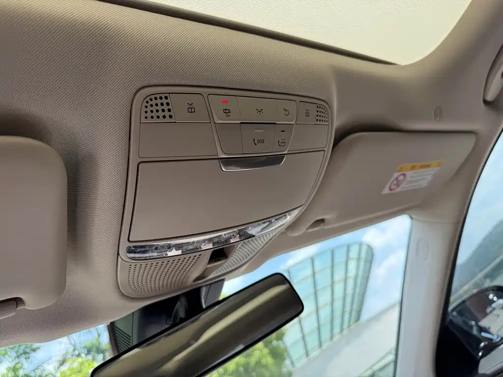 Mercedes-Benz E-Class 2023 E 300 L Fashion Edition