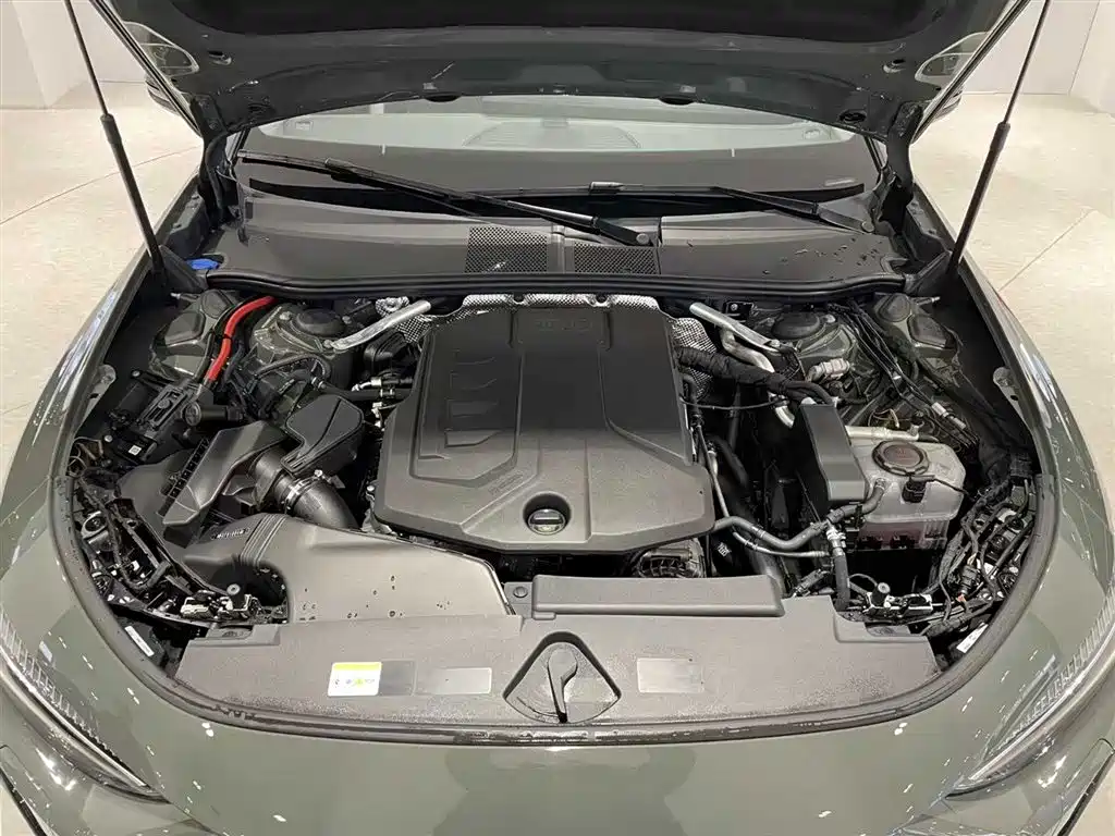 Audi A5 L 2026 model Sport Edition