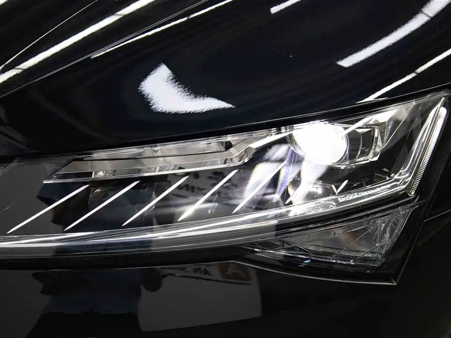 SUV 2024 TSI280 DSG Premium Edition