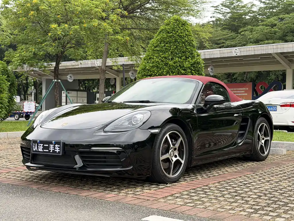 Porsche 718 Boxster 2.0T 2018 Model